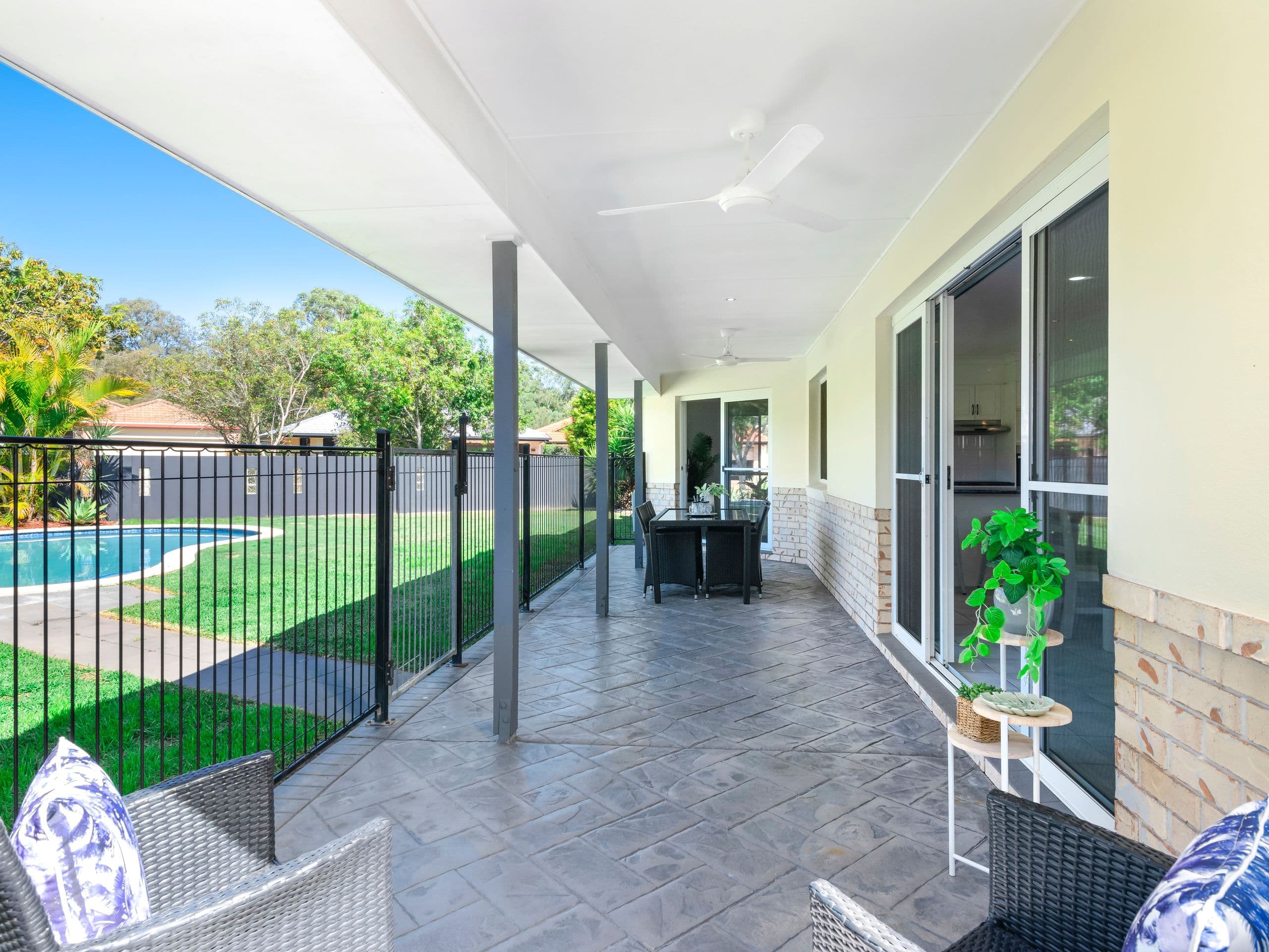 23 Ottelia Drive, Elanora QLD 4221, Elanora - Thumbnail 4
