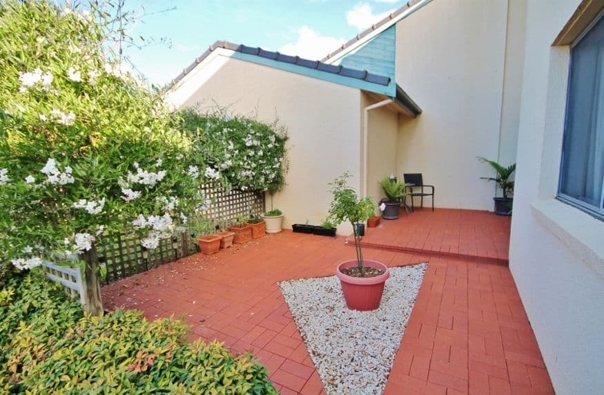 4 Old Barracks Lane, YOUNG NSW 2594, Young - Thumbnail 8
