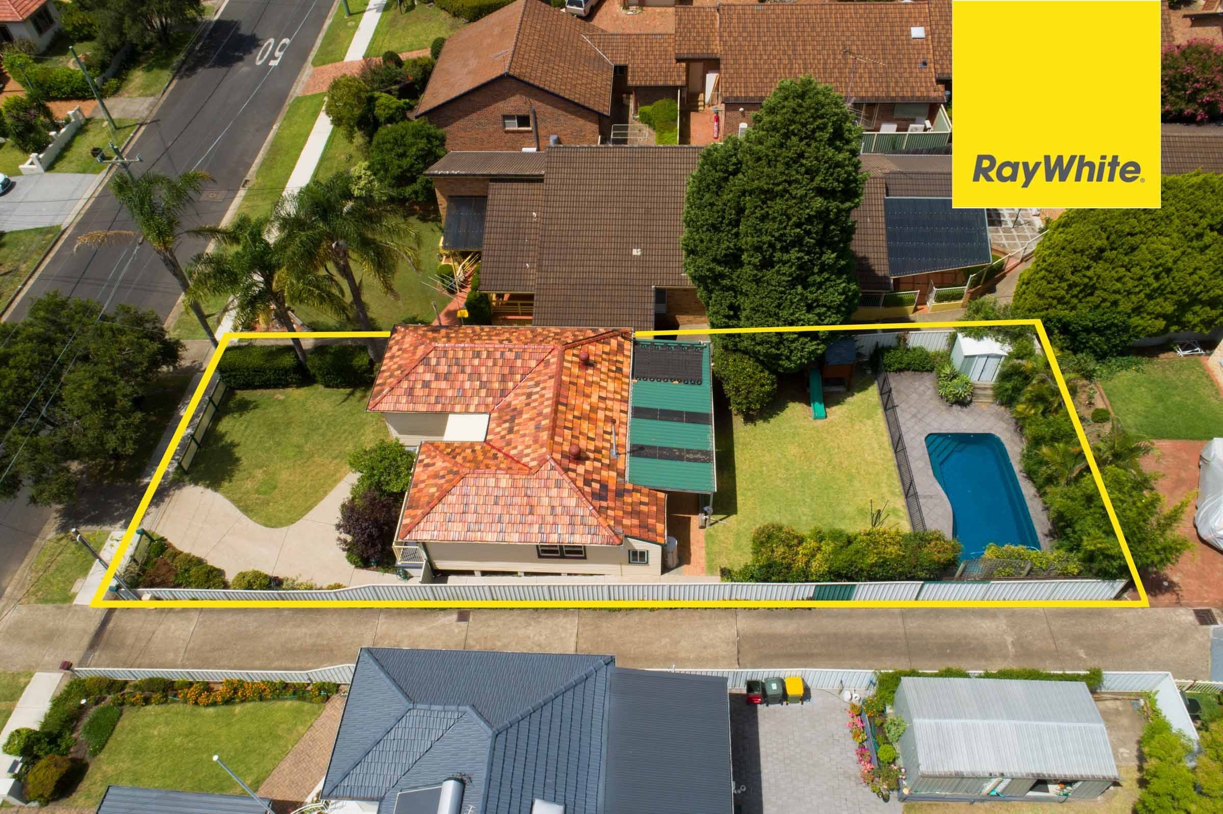 14 Angus Avenue, Epping - Image 1