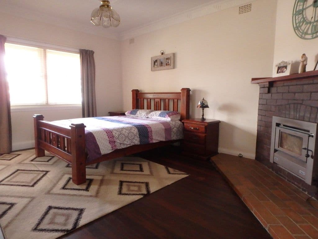 117 Polaris Street, Temora NSW 2666, Temora - Thumbnail 2