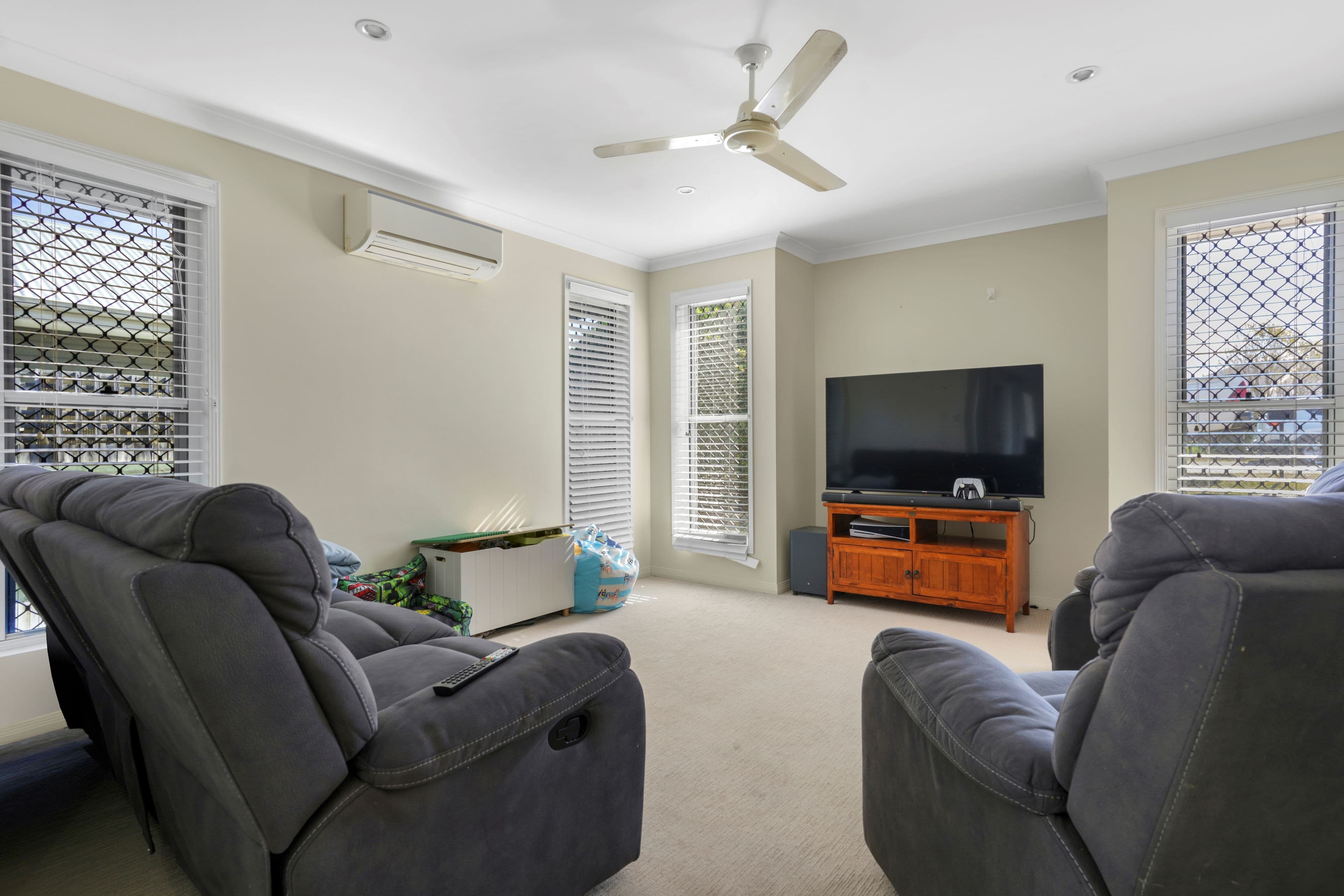 12 Orchard Drive, Kirkwood QLD 4680, Kirkwood - Thumbnail 4
