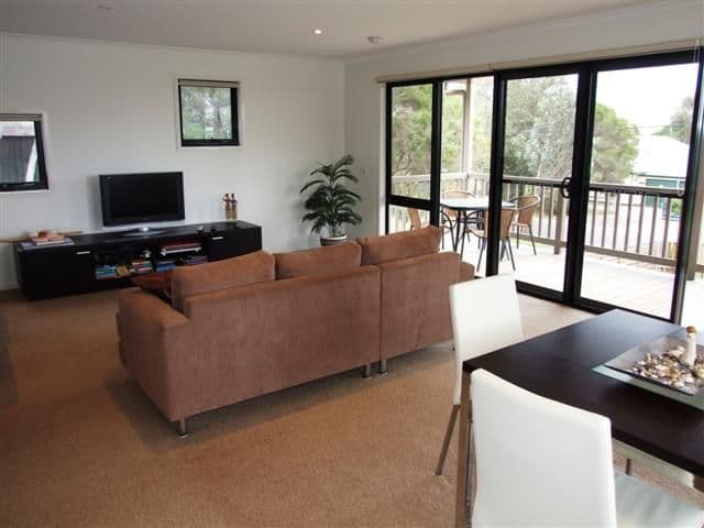 3 Rita Avenue, COWES VIC 3922, Cowes - Thumbnail 5