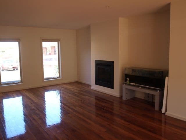 4 Barkly Street, WARRNAMBOOL VIC 3280, Warrnambool - Thumbnail 3