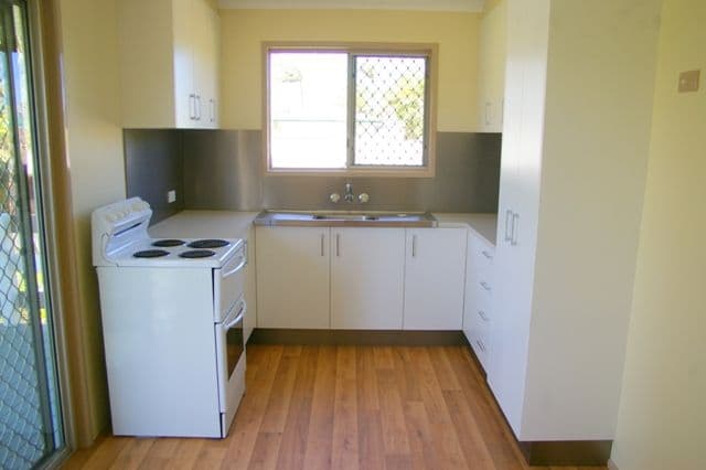 7 Seashell Drive, DECEPTION BAY QLD 4508, Deception Bay - Thumbnail 2