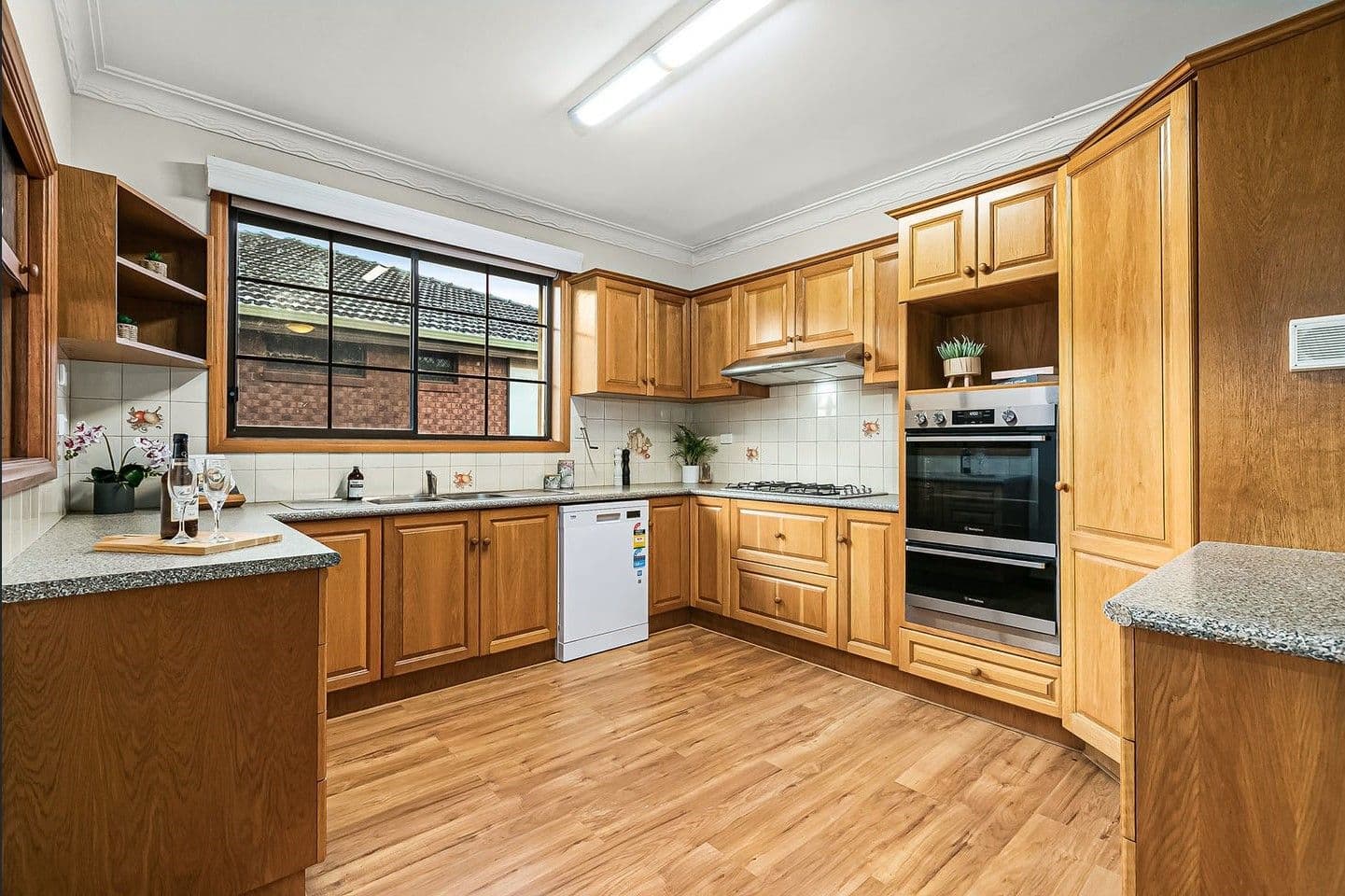86 Leamington Street, Reservoir VIC 3073, Reservoir - Thumbnail 6