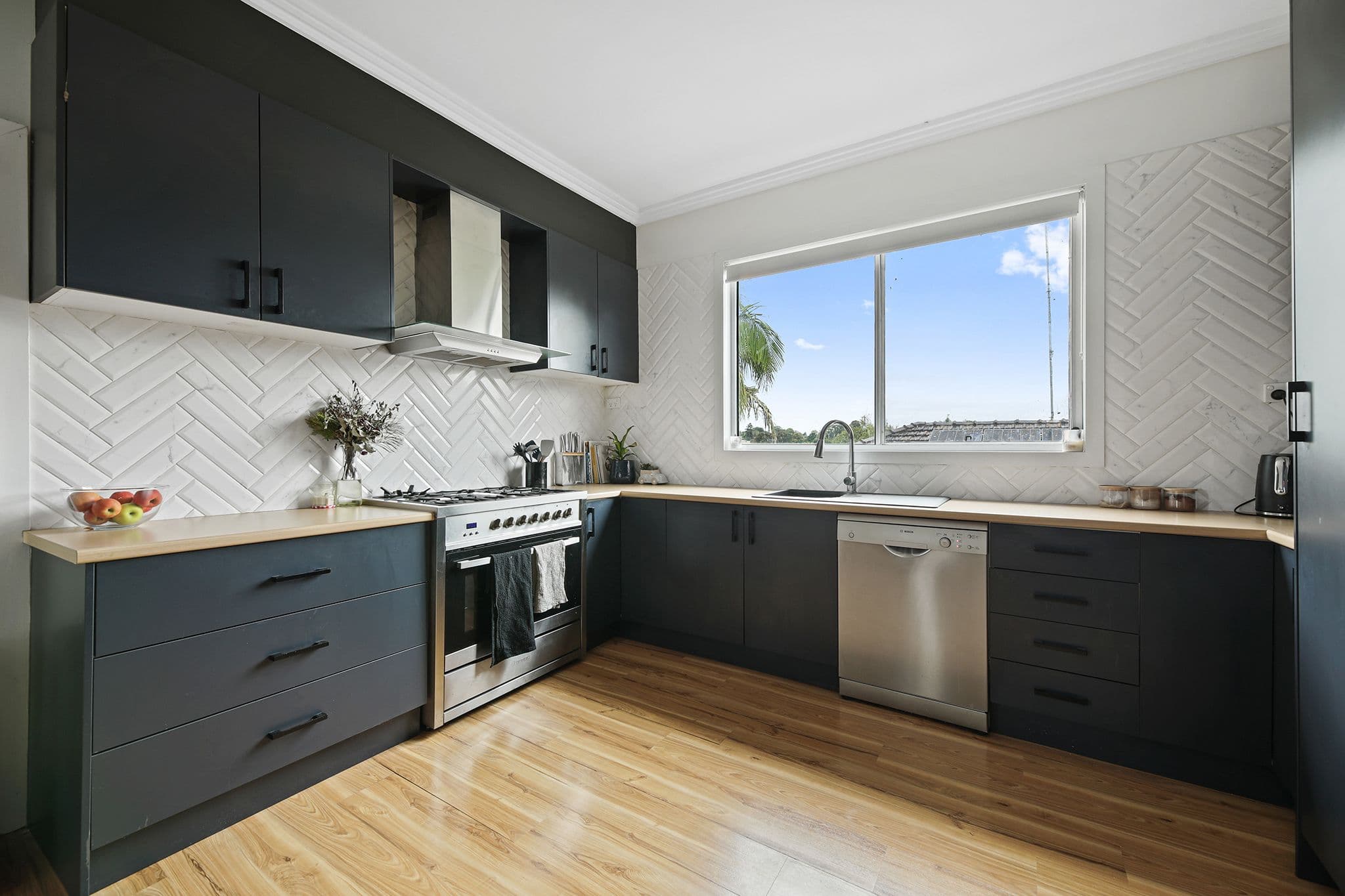 37 Wood Street, Drouin VIC 3818, Drouin - Thumbnail 2
