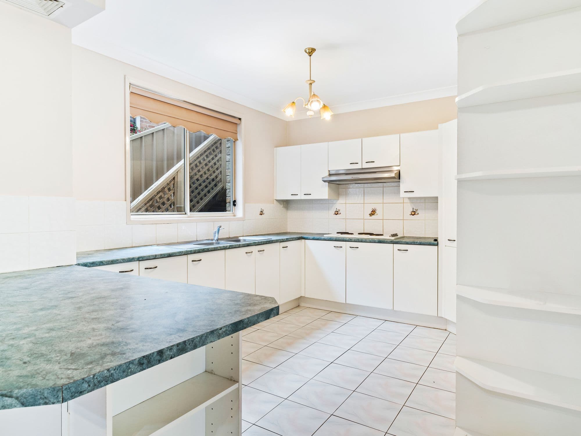 19 Lakeview Place, Springfield Lakes QLD 4300, Springfield Lakes - Thumbnail 4