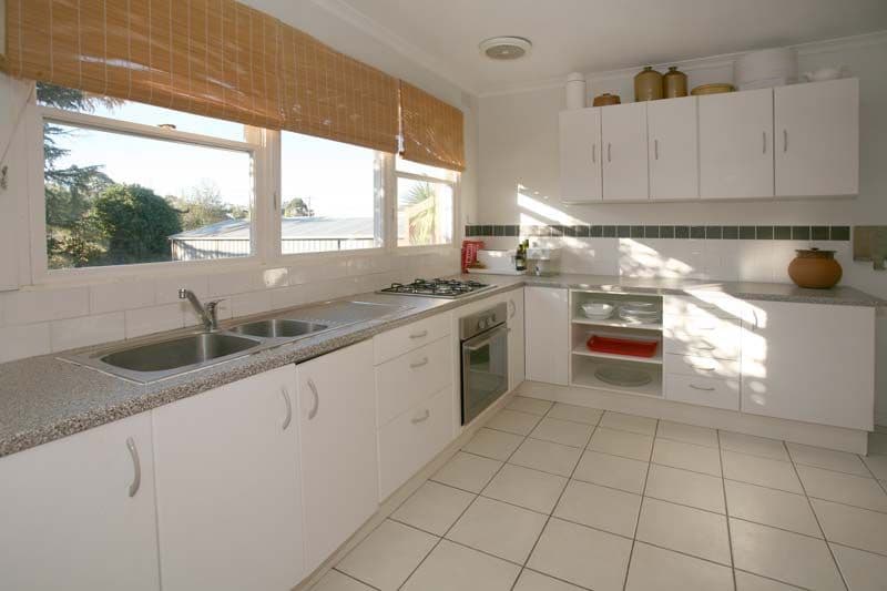 47 Bogong Avenue, GLEN WAVERLEY VIC 3150, Glen Waverley - Thumbnail 2