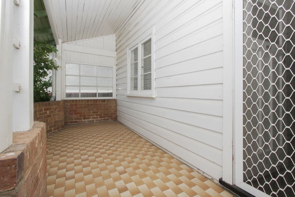 60 Kinghorne Street, Goulburn - Thumbnail 3