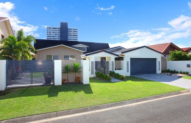 12 Sailaway Street, MERMAID WATERS QLD 4218, Mermaid Waters - Thumbnail 3