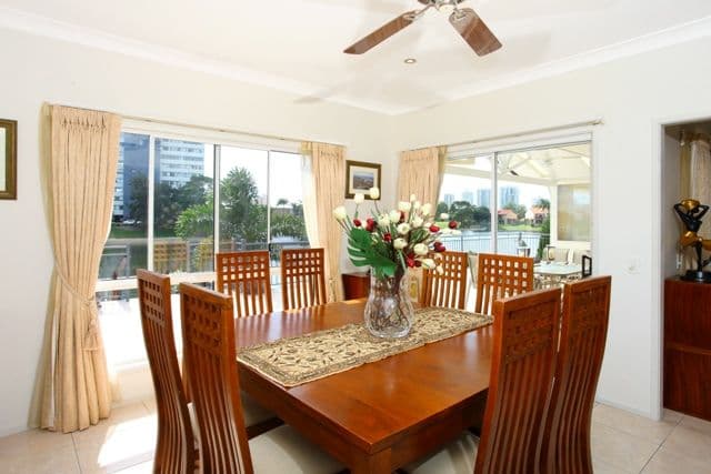 12 Sailaway Street, MERMAID WATERS QLD 4218, Mermaid Waters - Thumbnail 8
