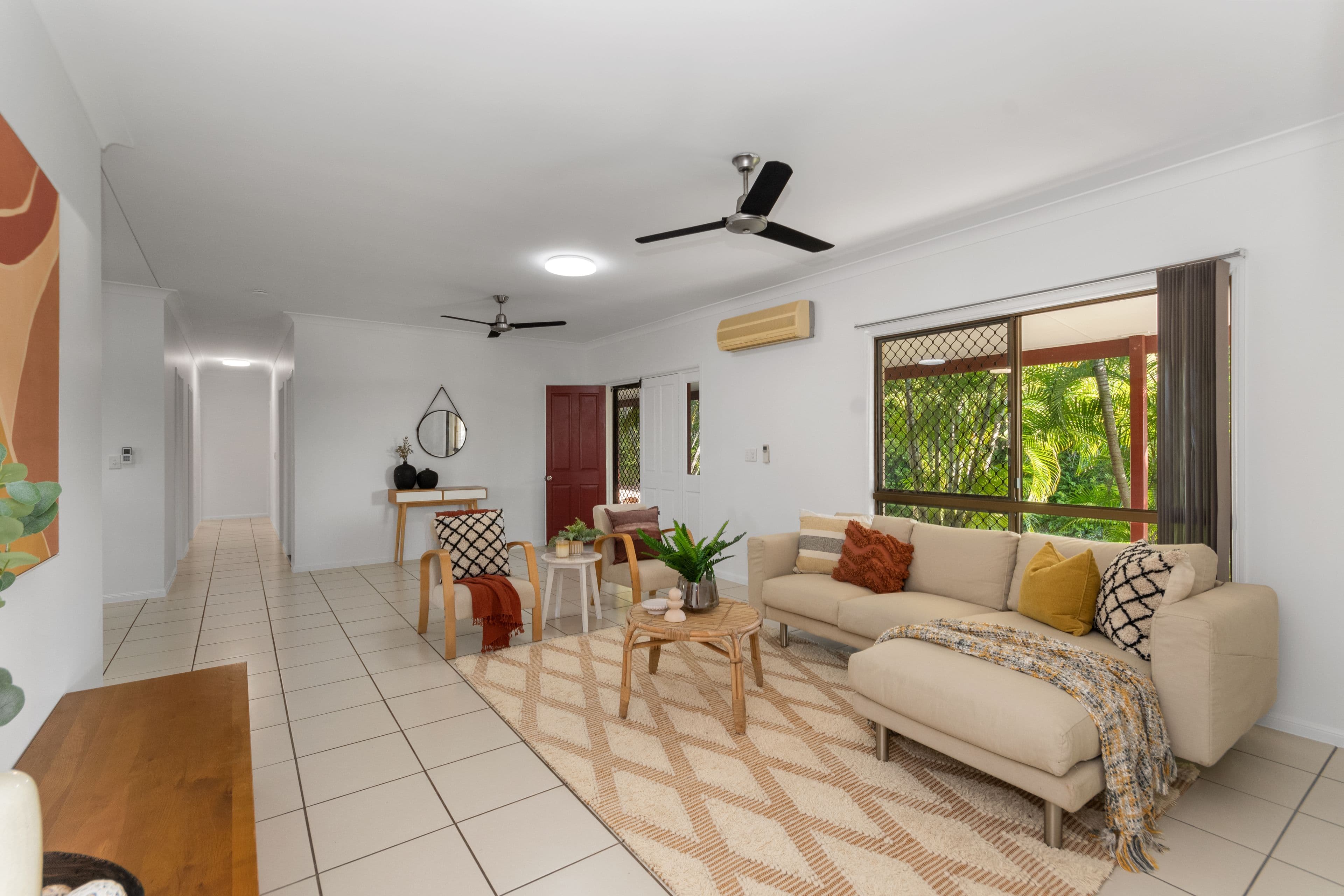 32 Scenic Drive, Mount Louisa QLD 4814, Mount Louisa - Thumbnail 2