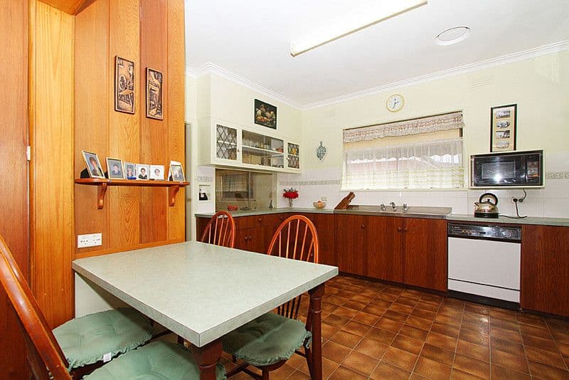 4 Kia Ora Road, RESERVOIR VIC 3073, Reservoir - Thumbnail 5