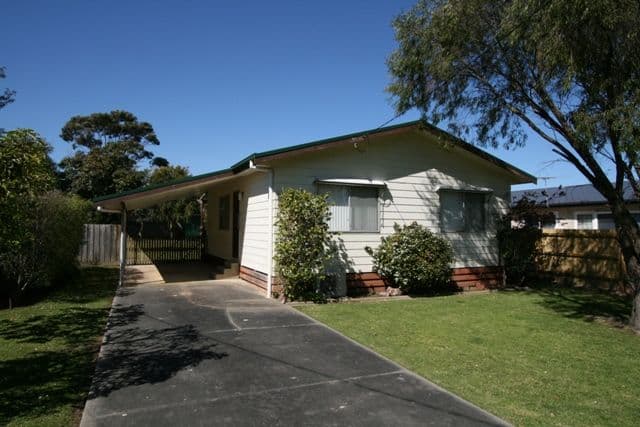 7 Rogan Close, COWES VIC 3922, Cowes - Image 1
