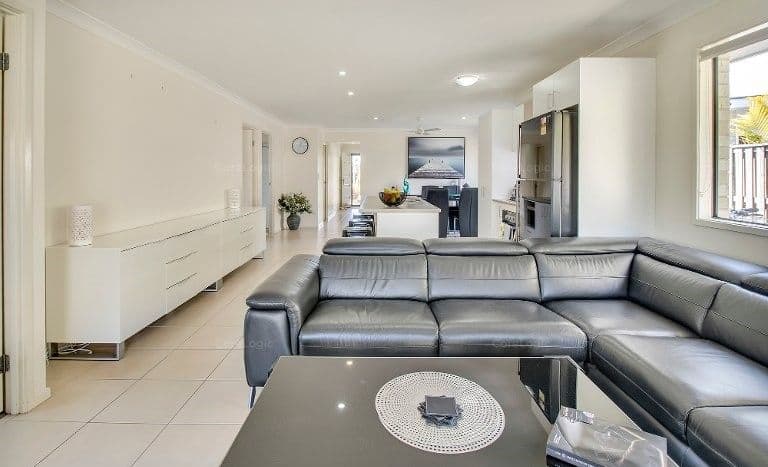 10 Millstream Place, Pimpama QLD 4209, Pimpama - Thumbnail 4
