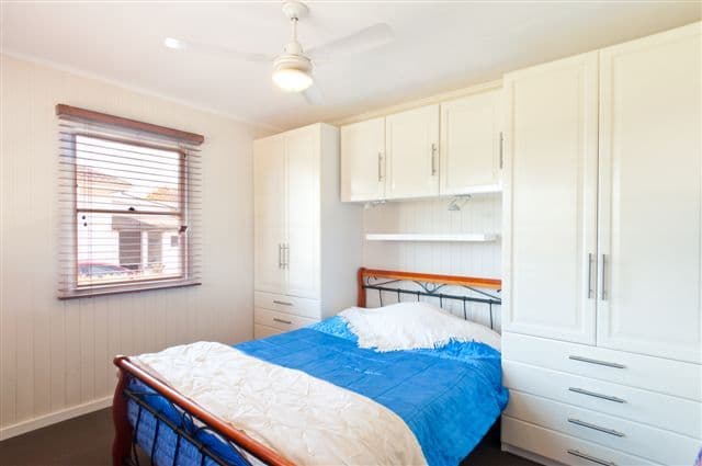 24 Glenvale Road, HARRISTOWN QLD 4350, Harristown - Thumbnail 3