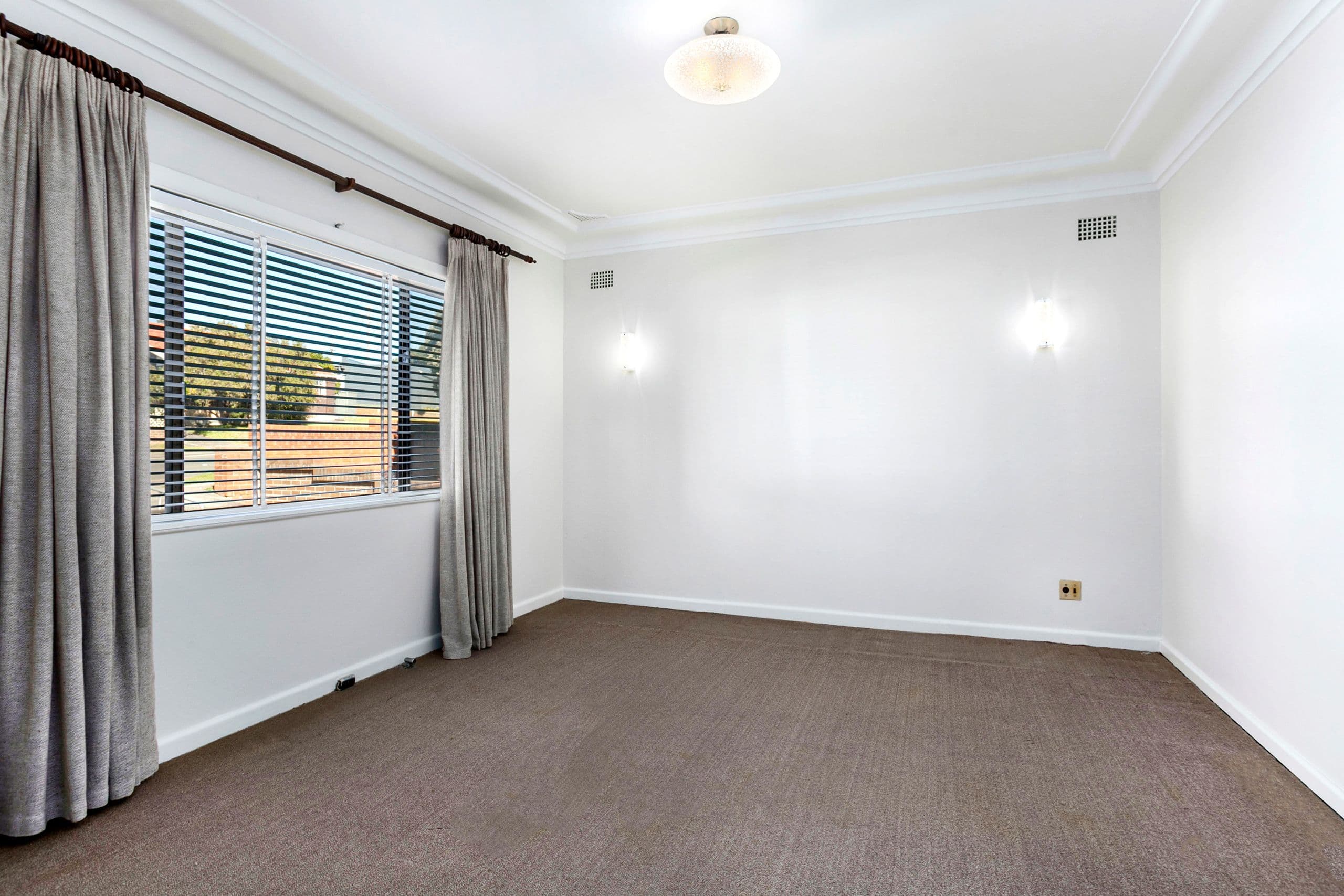 10 Stoney Creek Road, Beverly Hills - Thumbnail 3