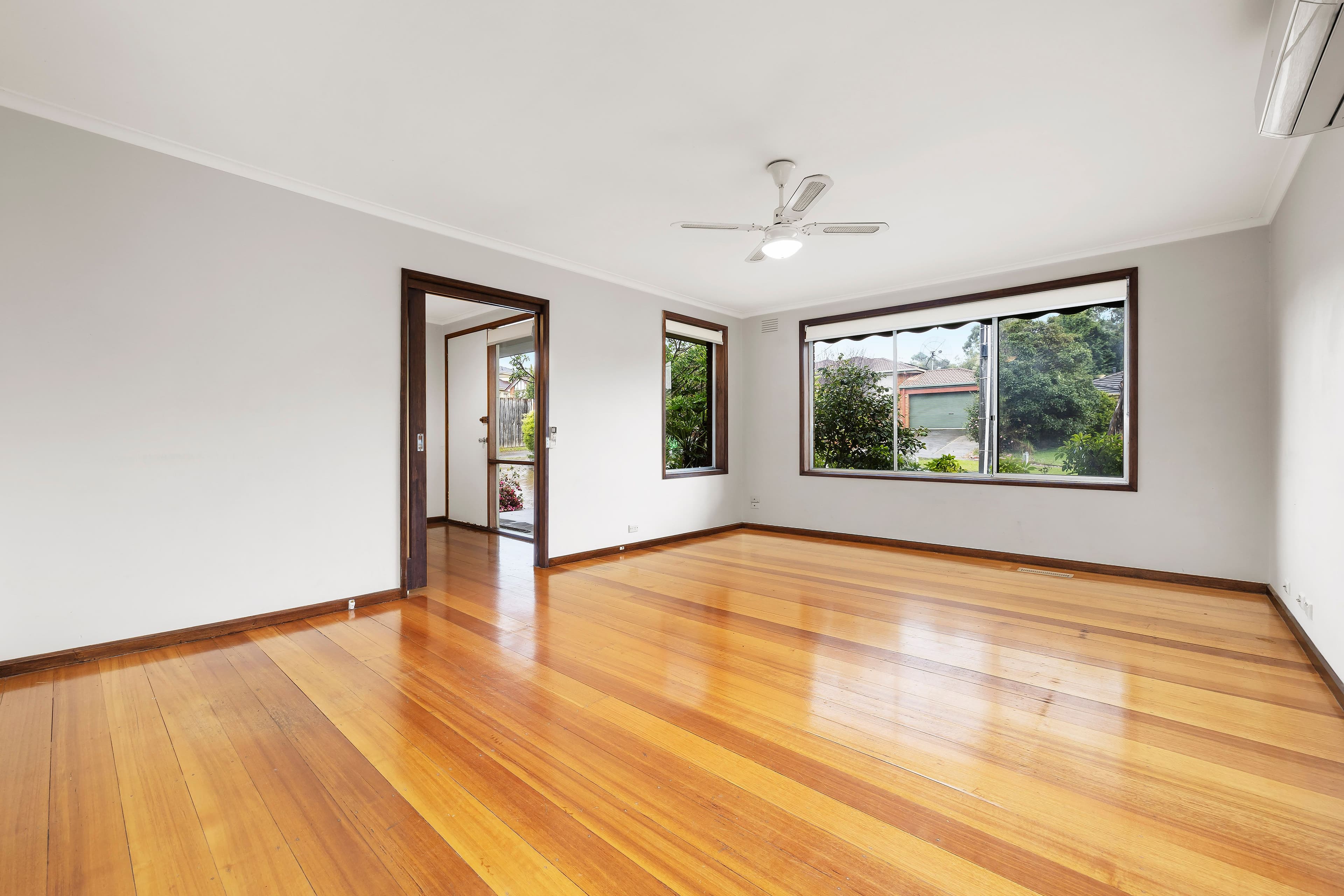 18 Elonera Avenue, Yallambie VIC 3085, Yallambie - Thumbnail 2