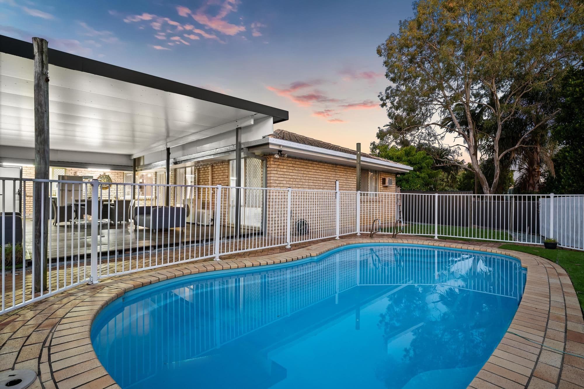 6 Cumbria Court, Belmont QLD 4153, Belmont - Thumbnail 2