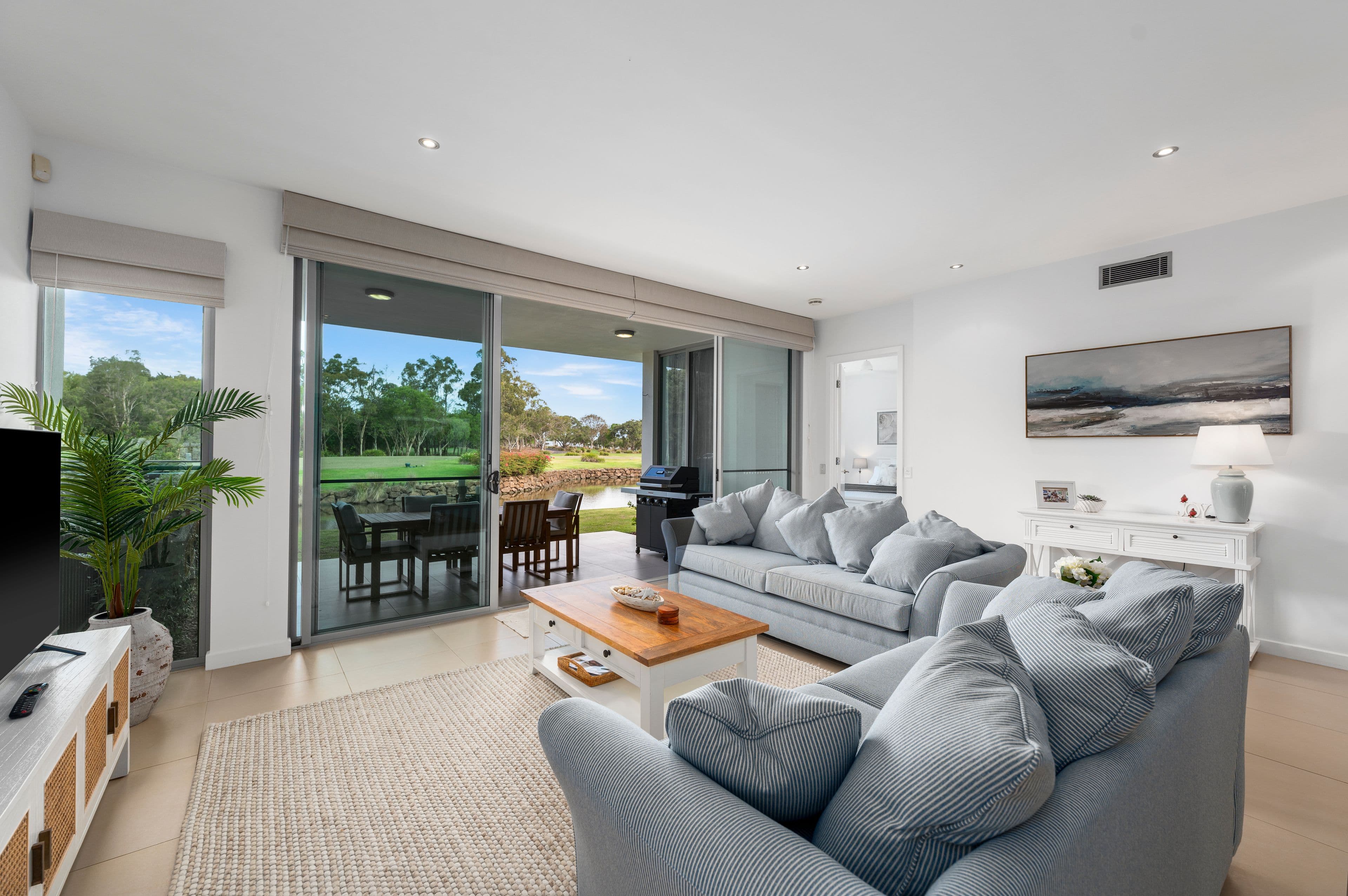 7505 Springfield Drive, Hope Island QLD 4212, Hope Island - Thumbnail 3