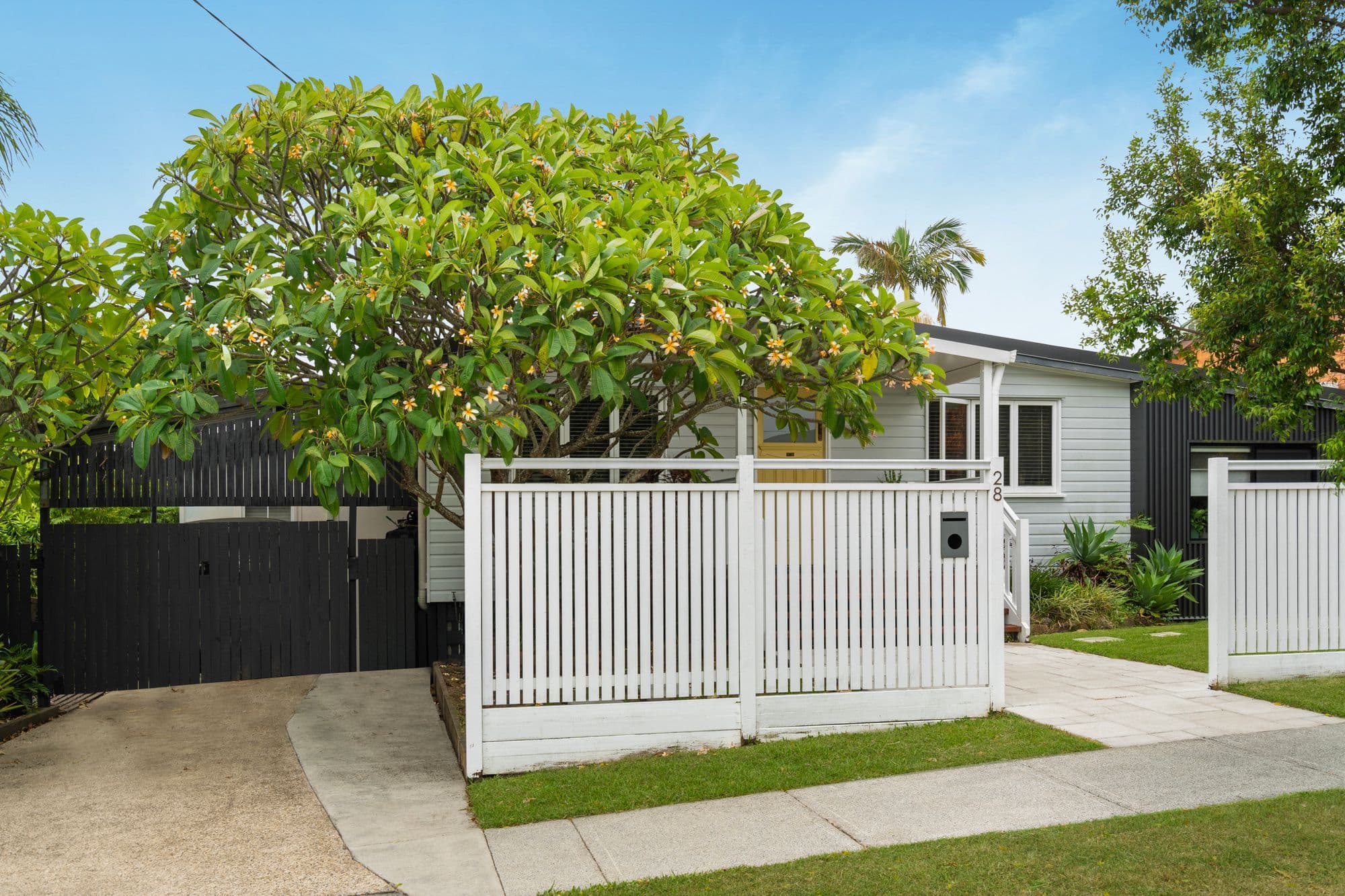 28 Bayford Street, Oxley QLD 4075, Oxley - Thumbnail 2