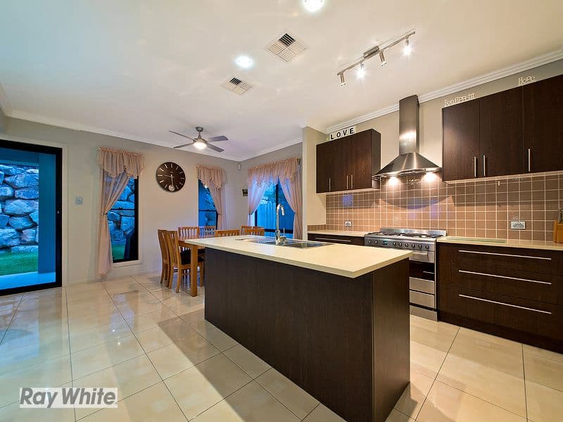 15 Carmody Parade, NORTH LAKES QLD 4509, North Lakes - Thumbnail 3