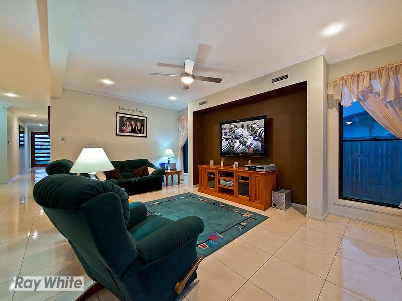 15 Carmody Parade, NORTH LAKES QLD 4509, North Lakes - Thumbnail 5