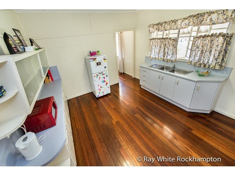 128 Edington Street, BERSERKER QLD 4701, Berserker - Thumbnail 3