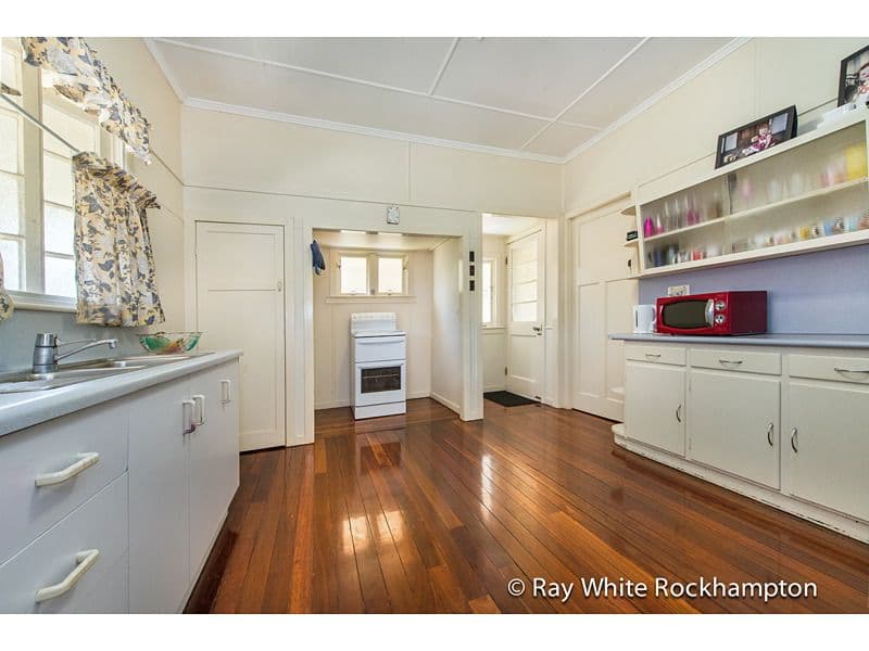 128 Edington Street, BERSERKER QLD 4701, Berserker - Thumbnail 4