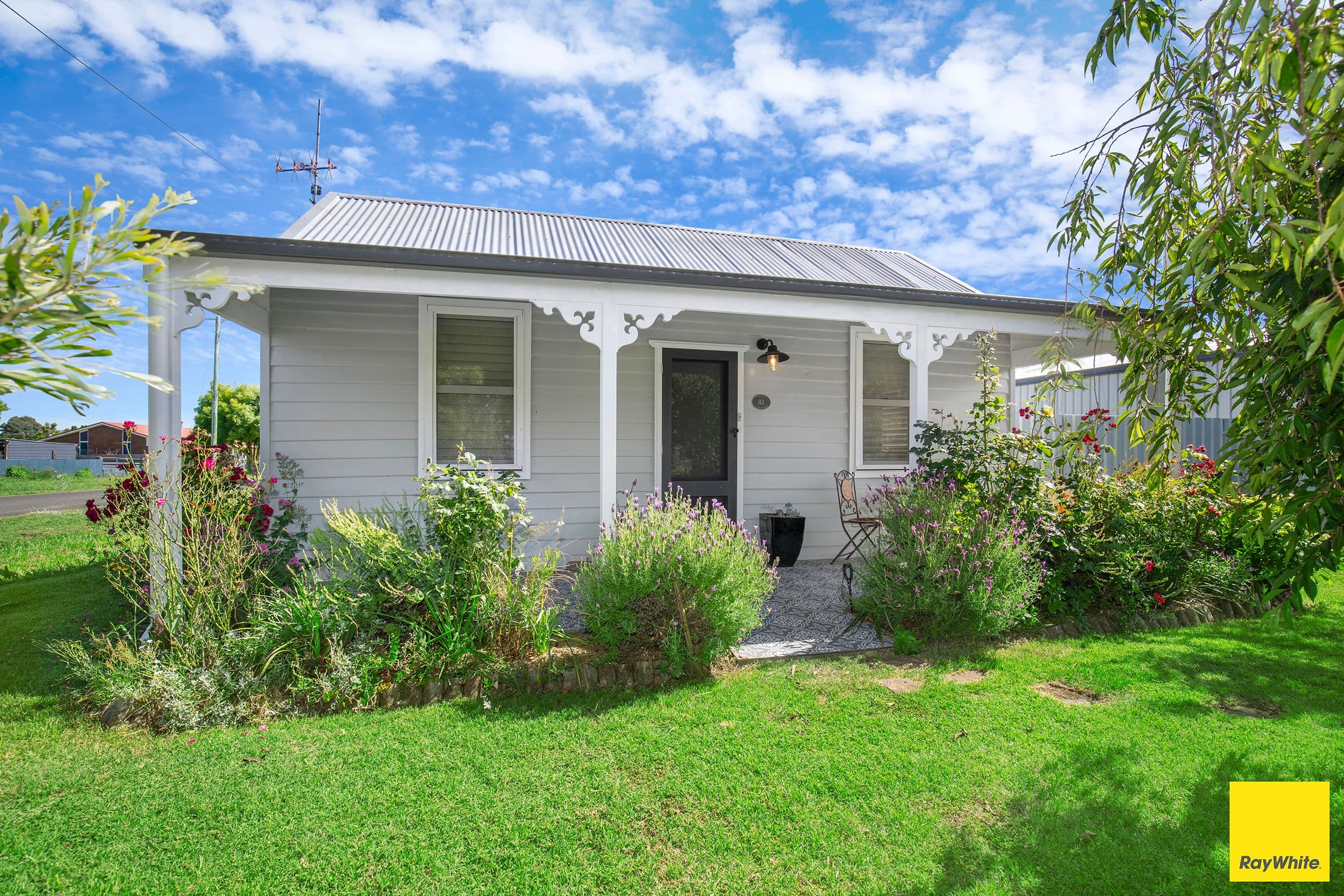 81 Ollera Street, Guyra NSW 2365, Guyra - Image 1