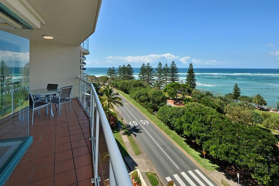 14 Bulcock Beach Esplanade, Caloundra QLD 4551, Caloundra - Thumbnail 8