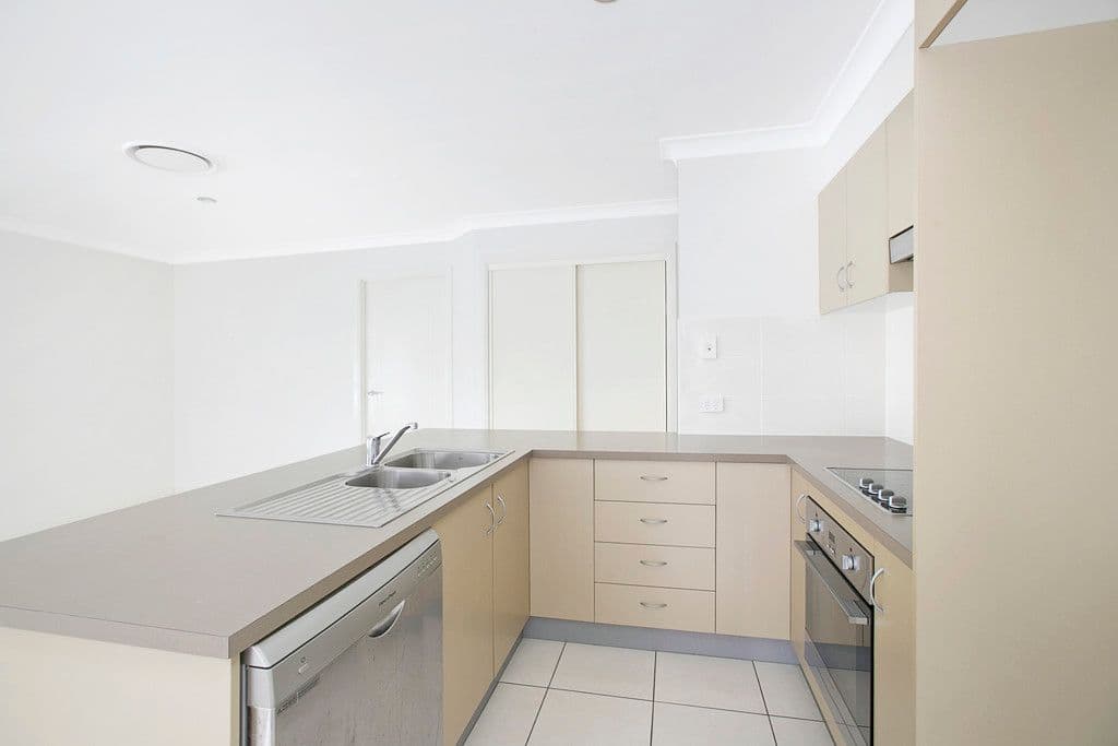 112 Beach Street, Cleveland QLD 4163, Cleveland - Thumbnail 4