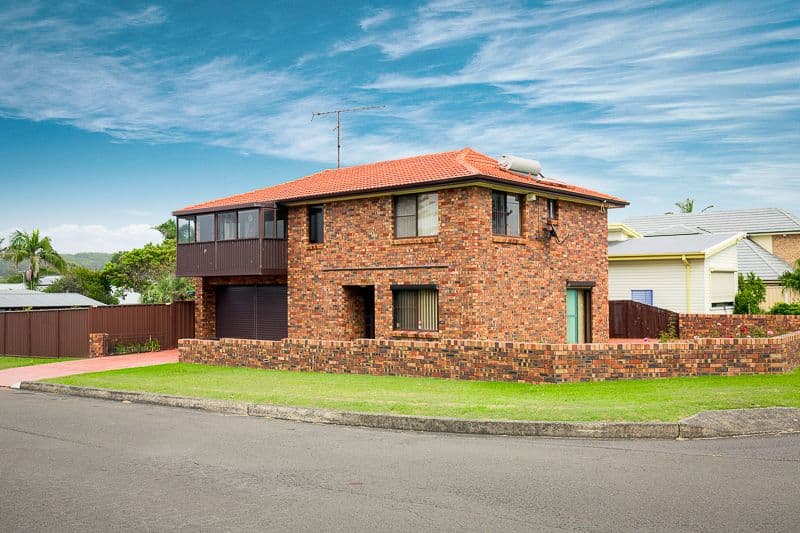 14 Beach Road, Barrack Point - Thumbnail 2