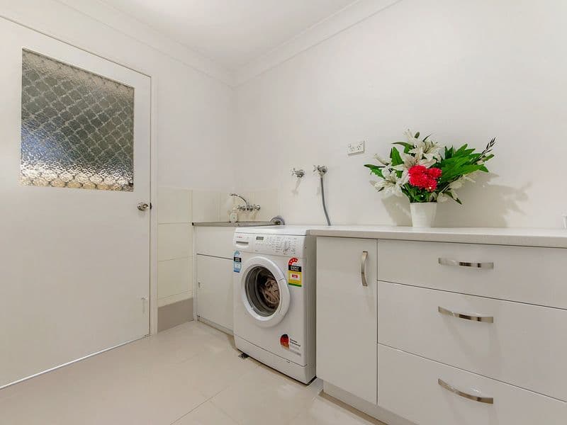 3 Liam Court, Labrador QLD 4215, Labrador - Thumbnail 7