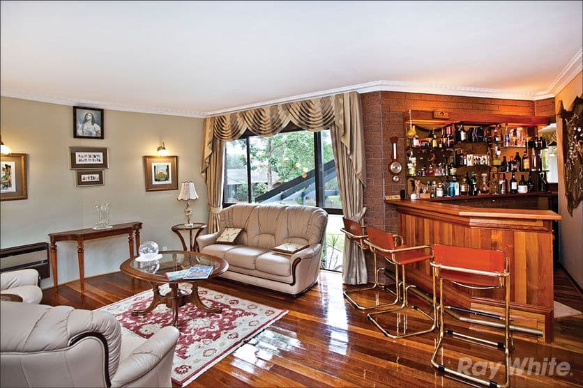 6 Strickland Drive, WHEELERS HILL VIC 3150, Wheelers Hill - Thumbnail 3