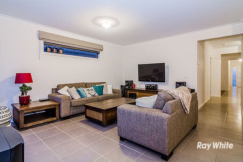 8 Hill Farm Drive, CLYDE VIC 3978, Clyde - Thumbnail 3