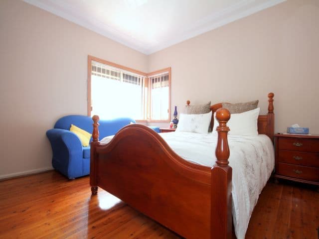 24 Cowl Street, GREENACRE NSW 2190, Greenacre - Thumbnail 5