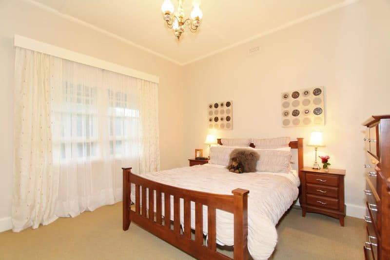40 Dallas Avenue, HUGHESDALE VIC 3166, Hughesdale - Thumbnail 2