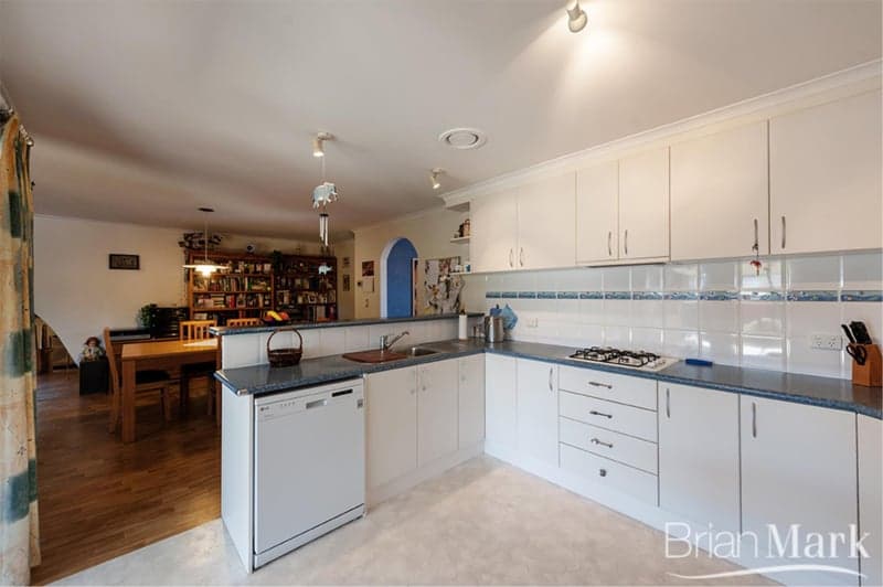 3/145 Pioneer Road, Werribee - Thumbnail 3