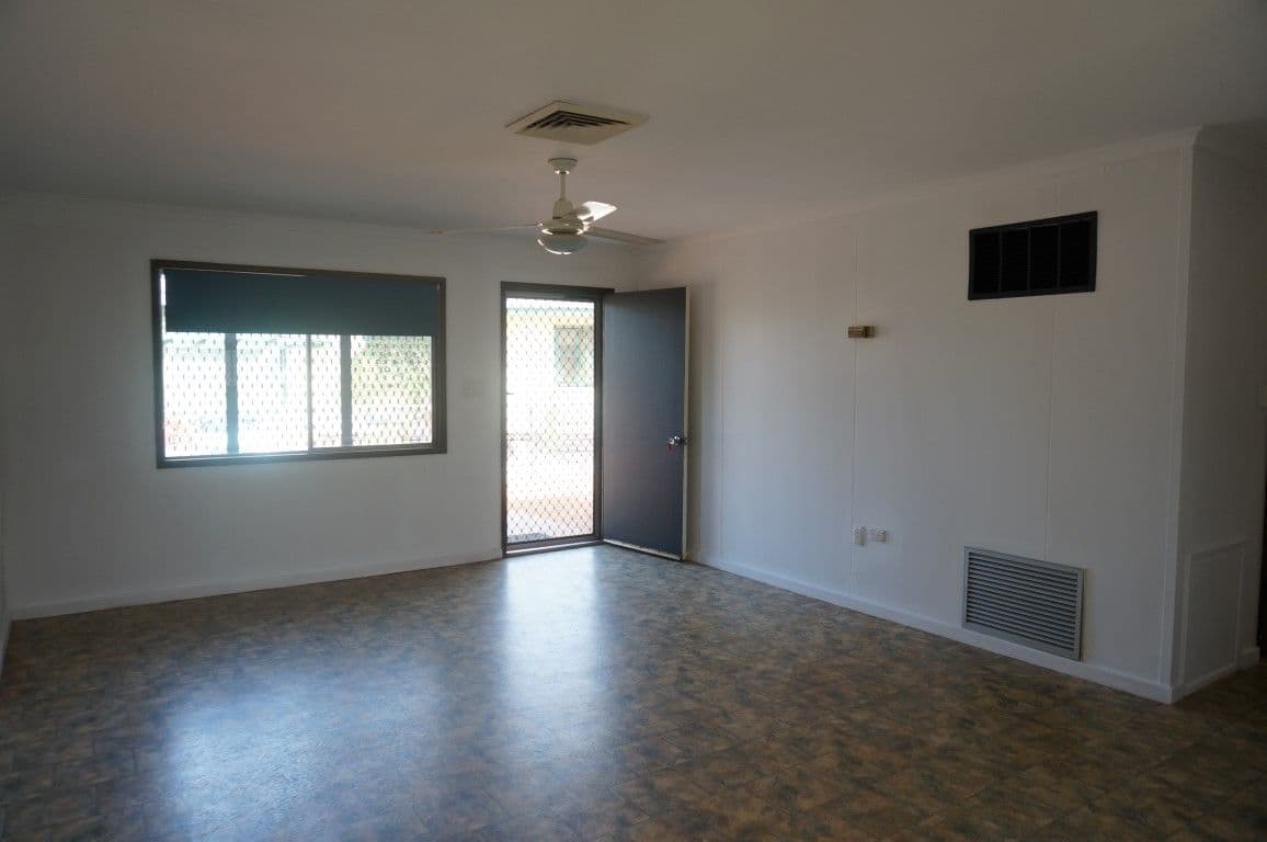 33 Fitzhardinge Street, Exmouth WA 6707, Exmouth - Thumbnail 2