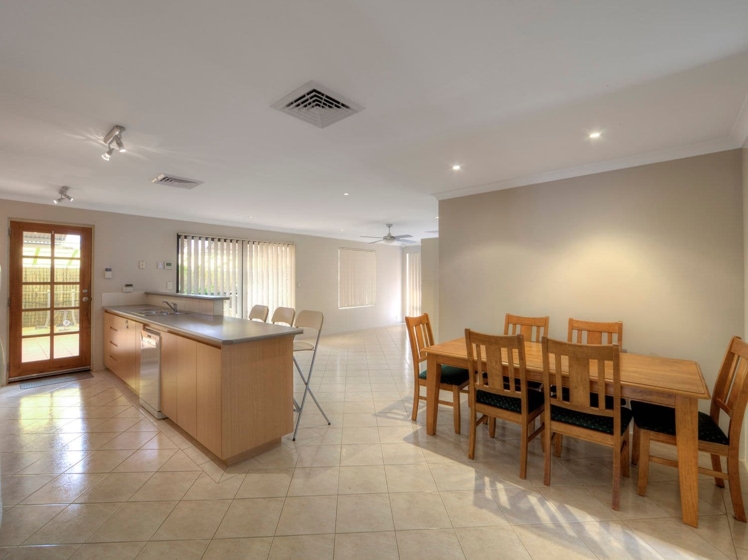 64 Fruit Tree Crescent, Forrestfield WA 6058, Forrestfield - Thumbnail 4