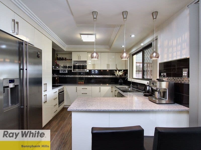 19 Greenleaf Street, SUNNYBANK HILLS QLD 4109, Sunnybank Hills - Thumbnail 3