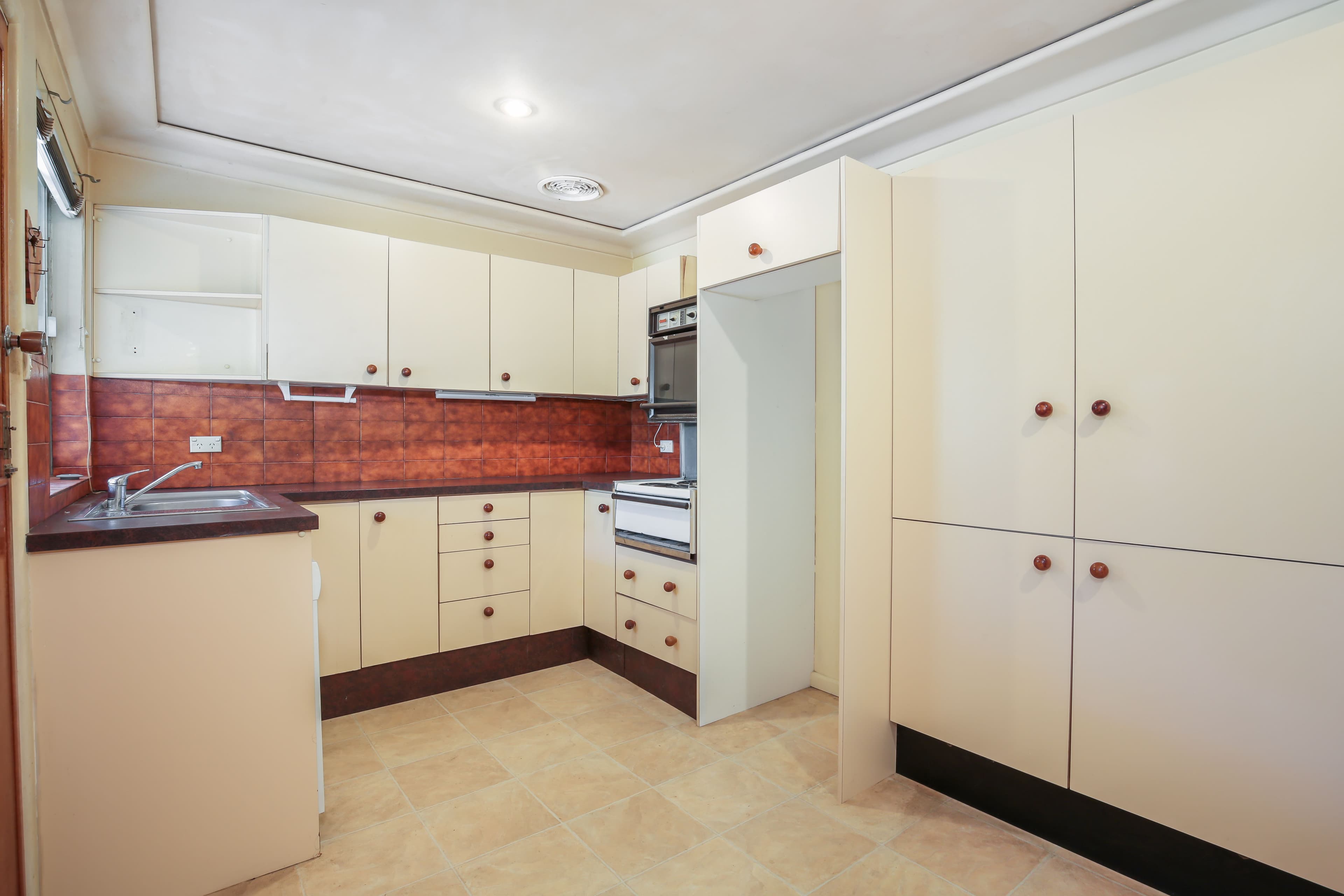 41 Brodie Street, Baulkham Hills - Thumbnail 4