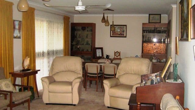 4  Crestview Street, LOGANLEA QLD 4131, Loganlea - Thumbnail 2