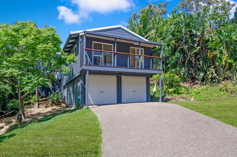 16 Crest Drive, ELANORA QLD 4221, Elanora - Image 1