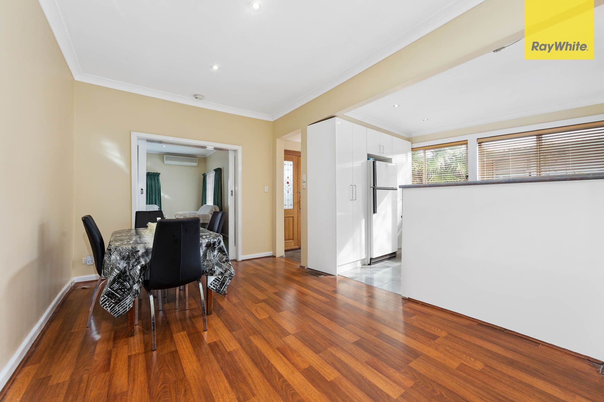 4 Conrad Street, St Albans VIC 3021, St Albans - Thumbnail 3