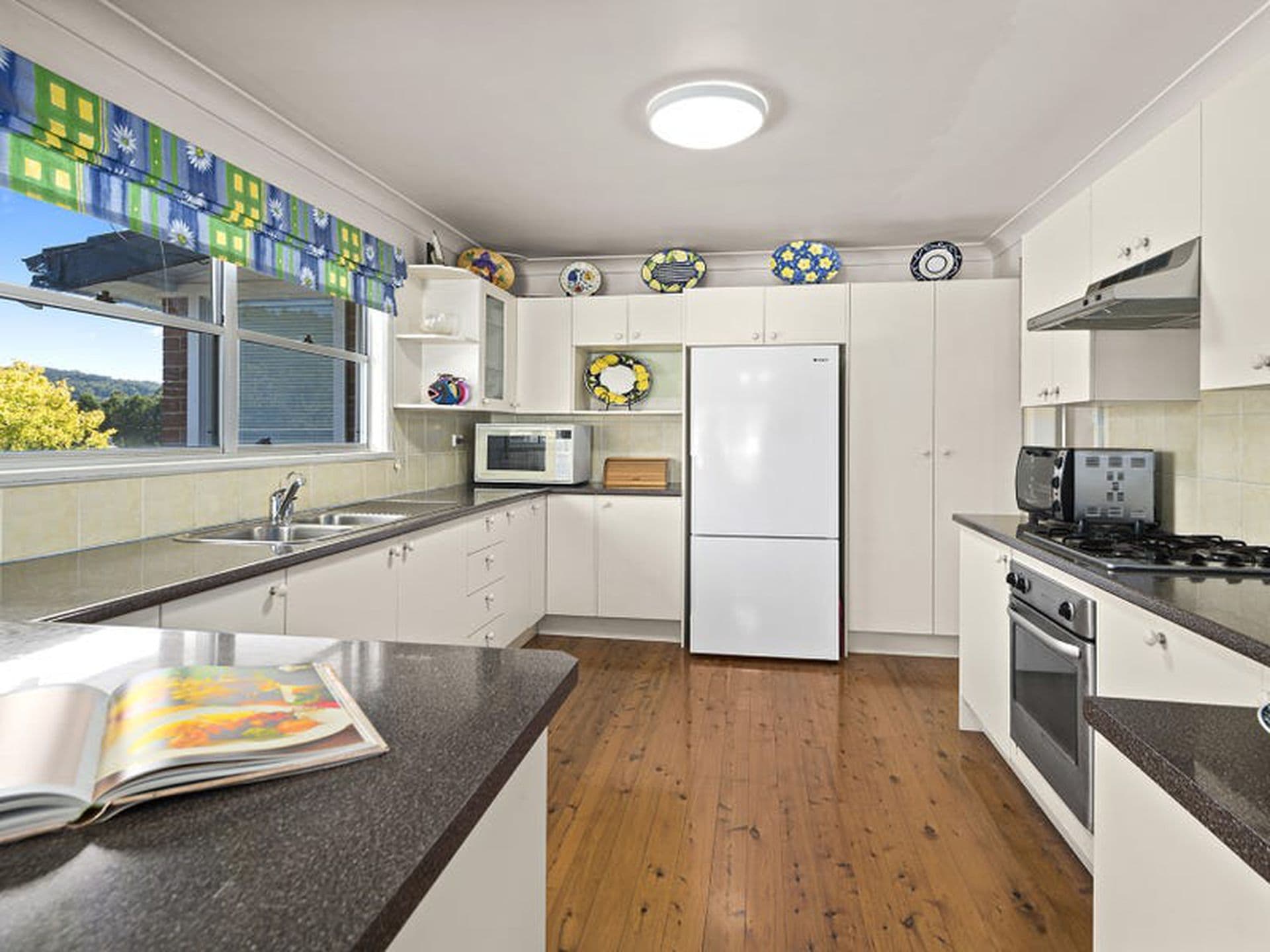 50 Old South Road, Bowral, Bowral - Thumbnail 5