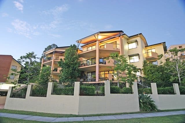16 Norman Crescent, NORMAN PARK QLD 4170, Norman Park - Thumbnail 2