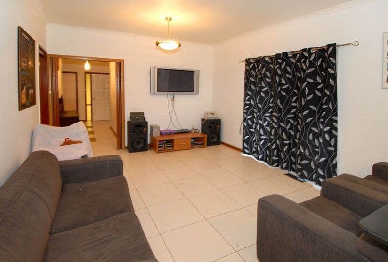2 Moffat Court, GREENVALE VIC 3059, Greenvale - Thumbnail 2