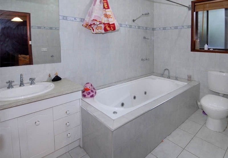 2 Moffat Court, GREENVALE VIC 3059, Greenvale - Thumbnail 4